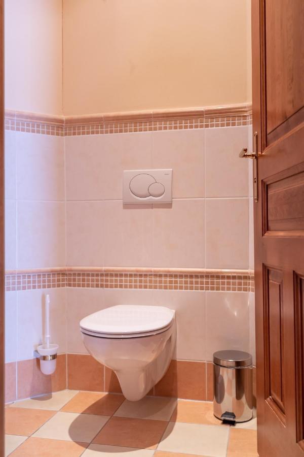 Geniesserhof Haimer - Hotel Garni Poysdorf Buitenkant foto